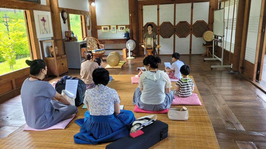 2021 평생학습특성화 "주말가족반 판소리" 이미지