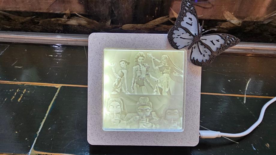 3D 프린터로 만드는 우리 가족 액자 만들기 대표이미지